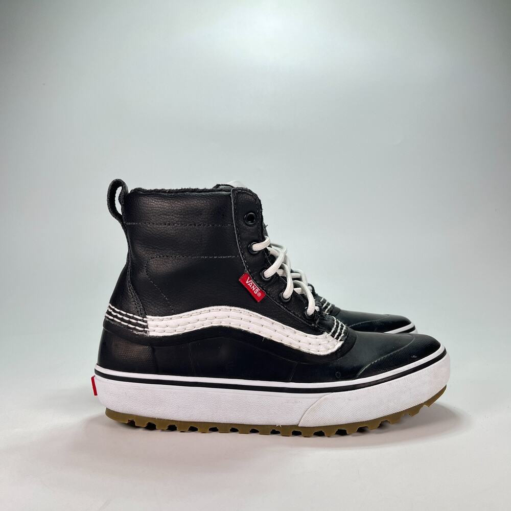 Vans Standard Mid Snow MTE Black White Waterproof Boots Men's Size 7 Women's 8.5